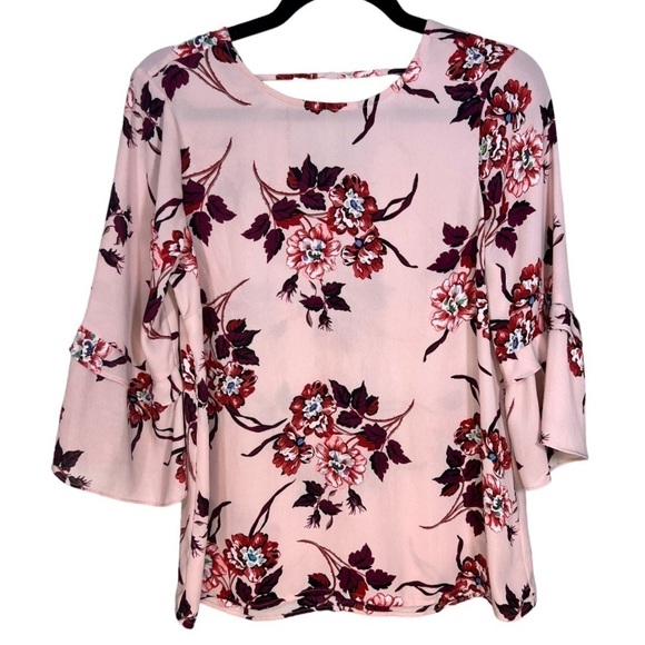 DR2 Tops - DR2 Floral Bell Sleeve Blouse‎ S